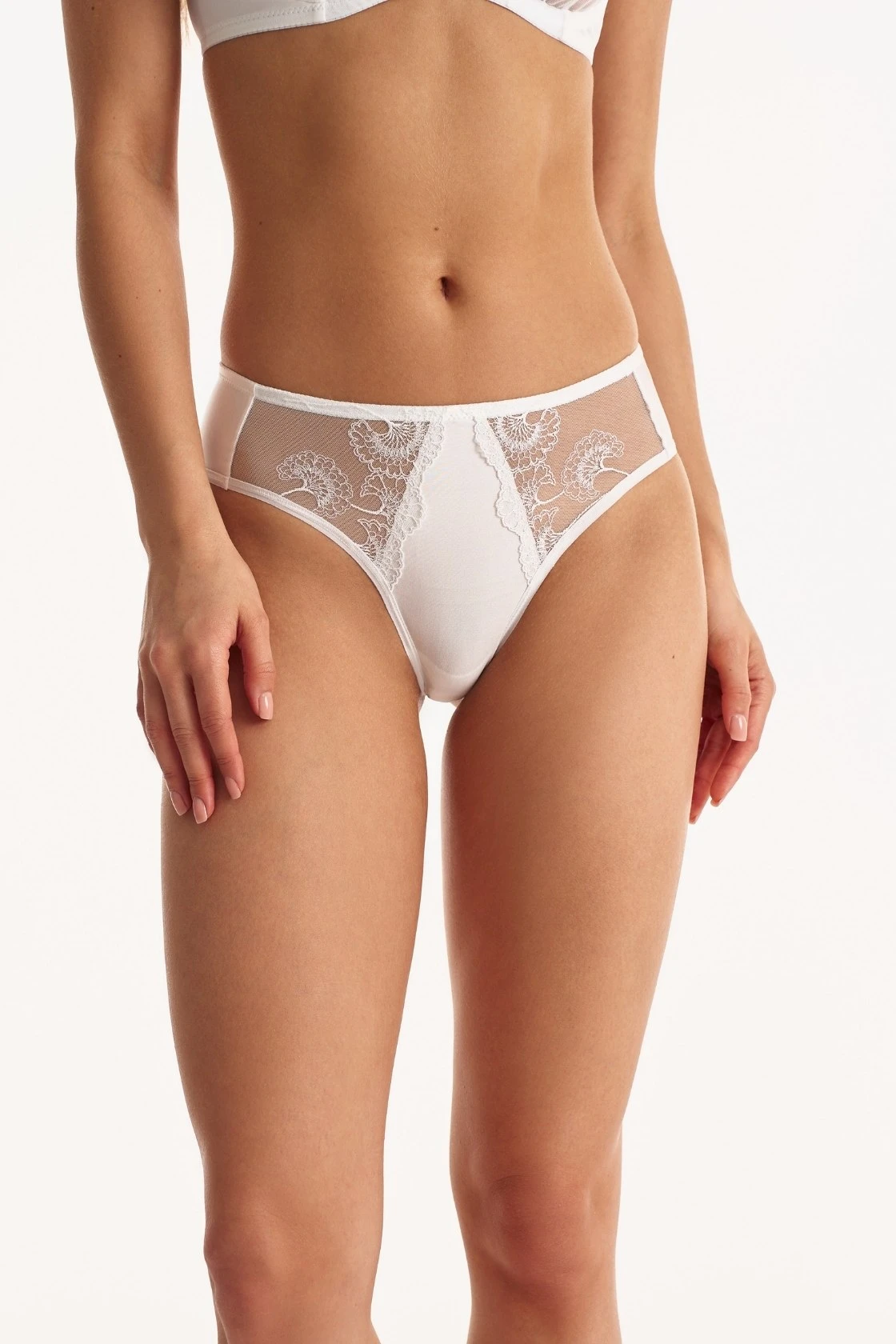 Трусики бразилиана