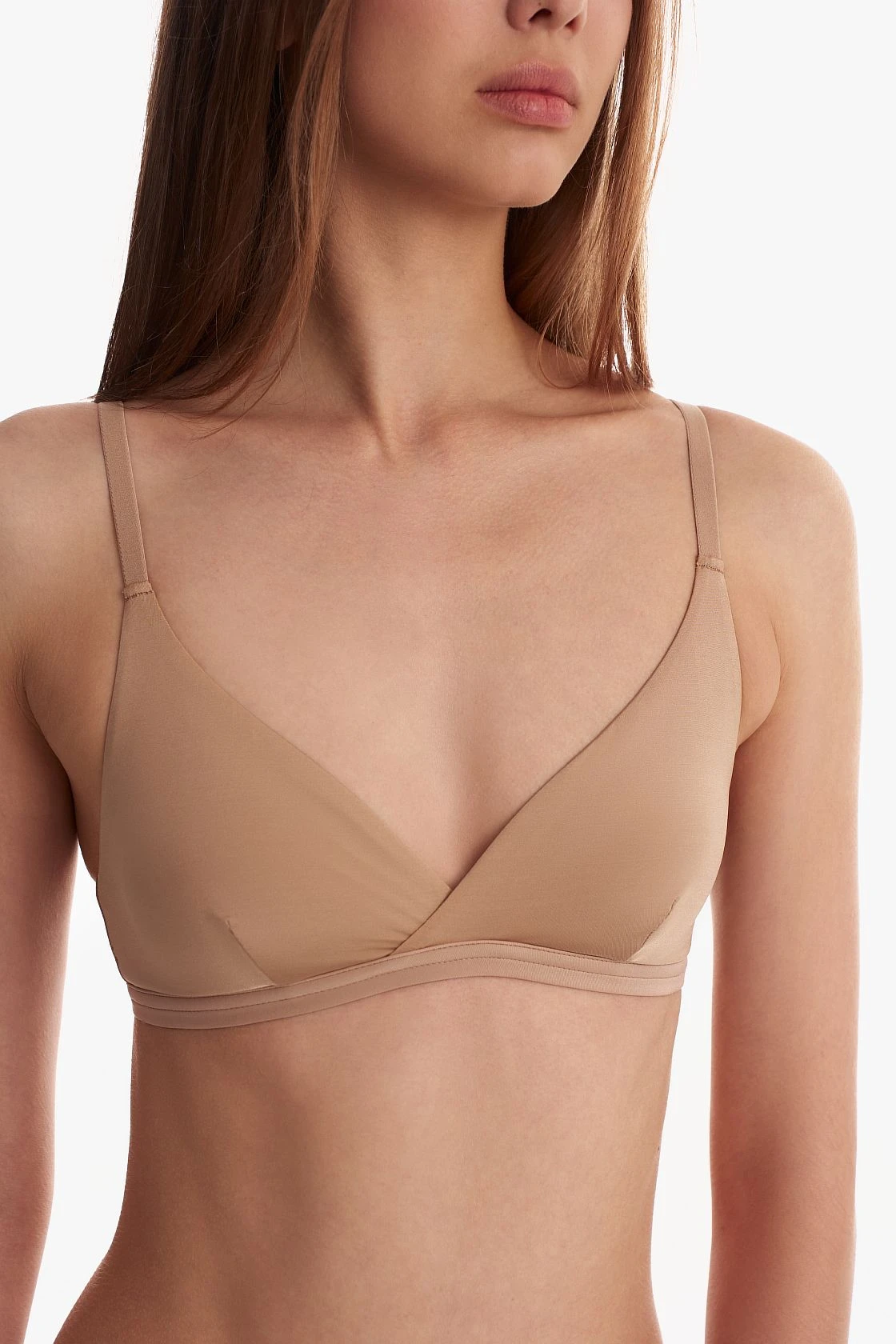 Бюстгальтер без каркасов