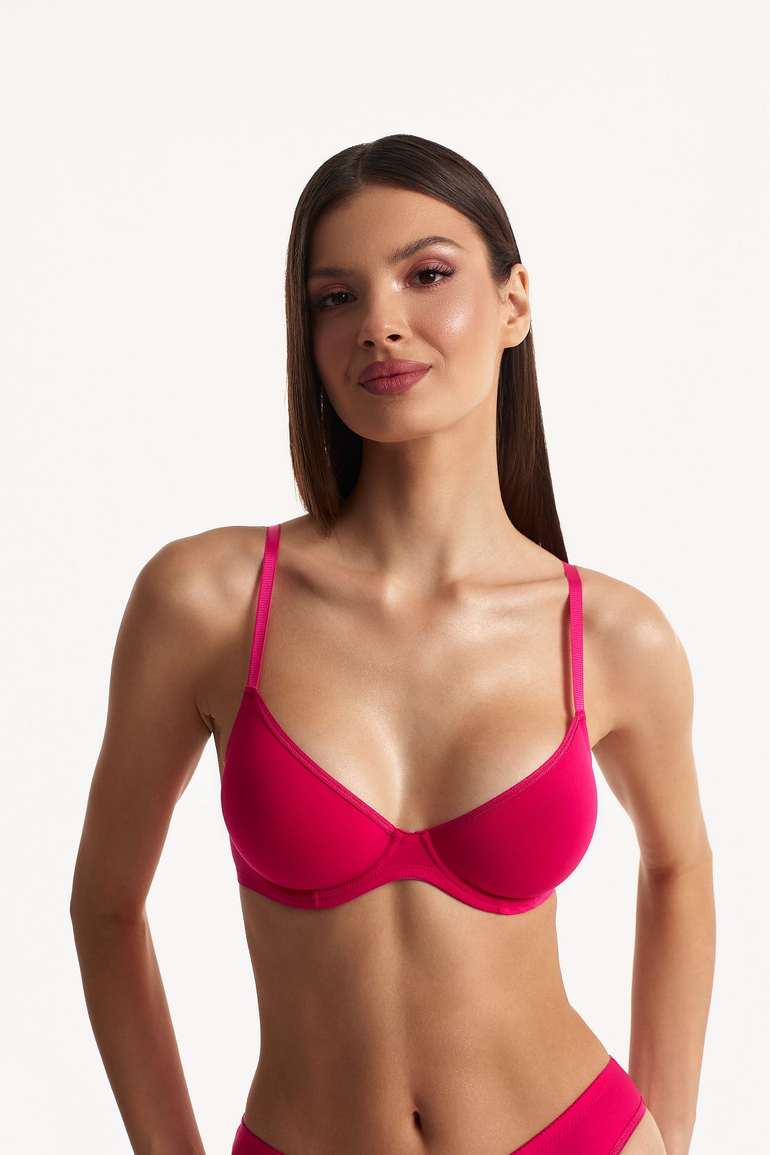 Бюстгальтер с мягкой чашкой