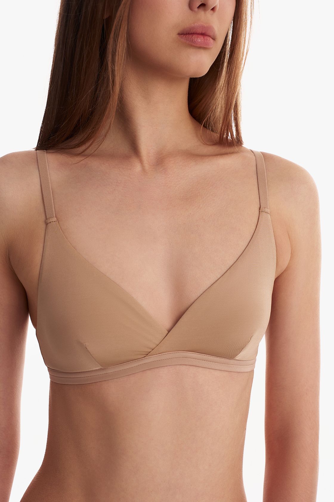 Бюстгальтер без каркасов