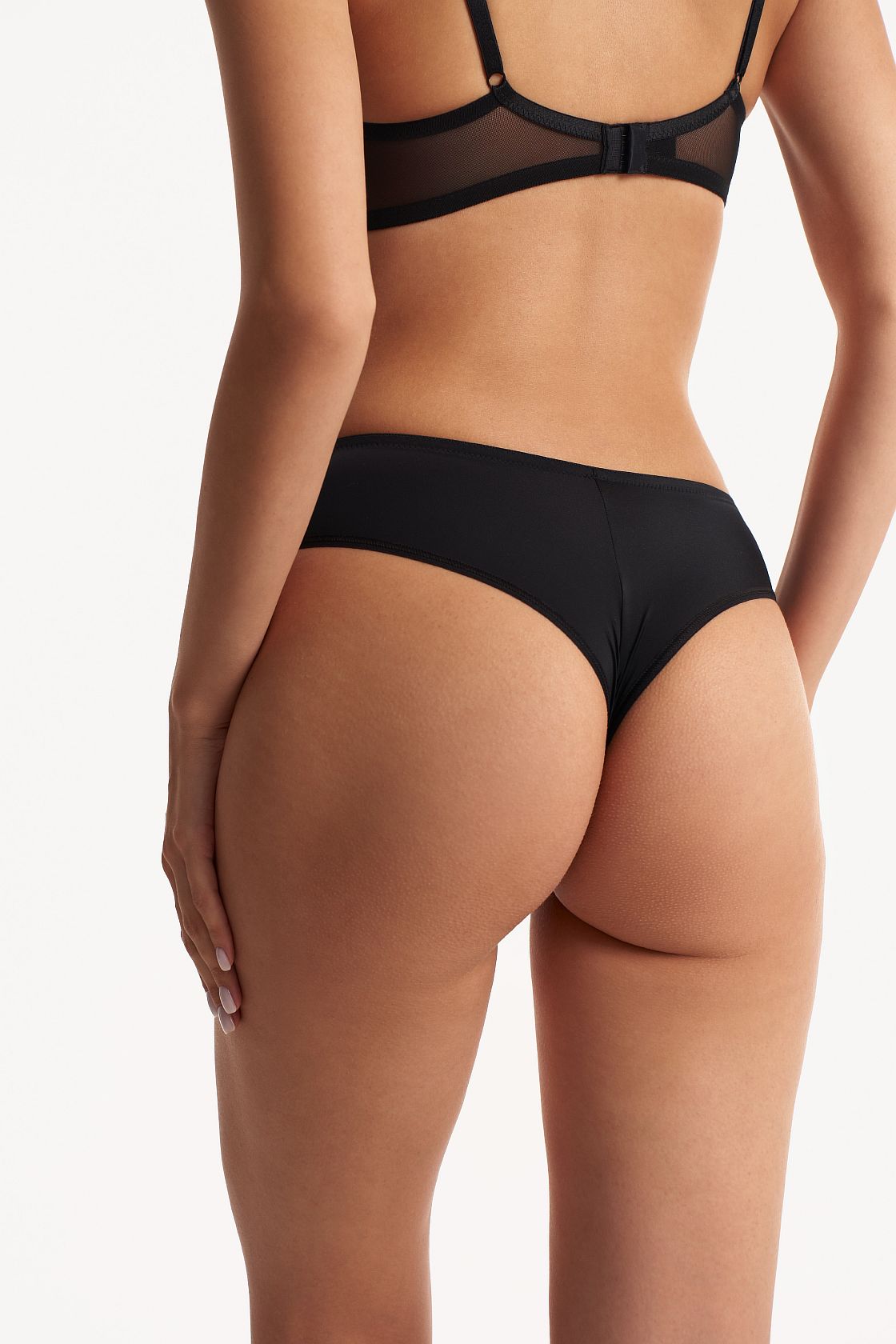 Трусики бразилиана