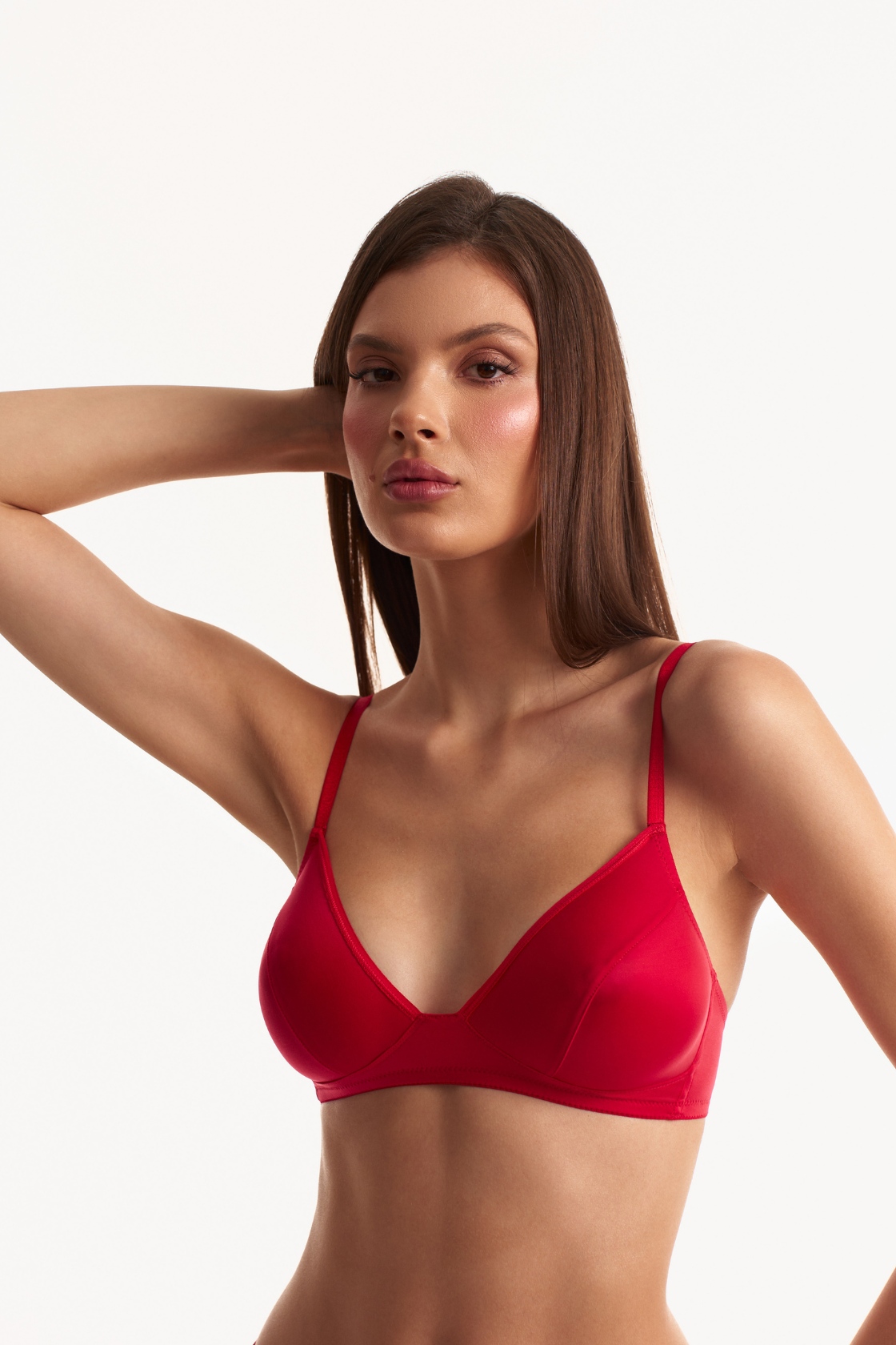 Бюстгальтер без каркасов