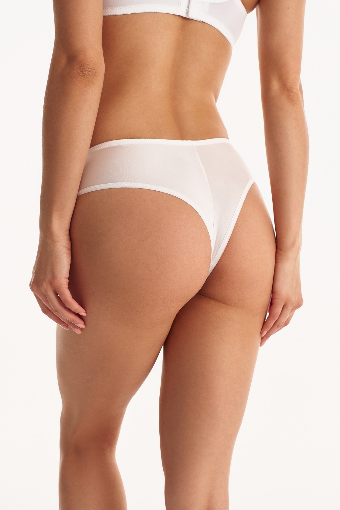 Трусики бразилиана