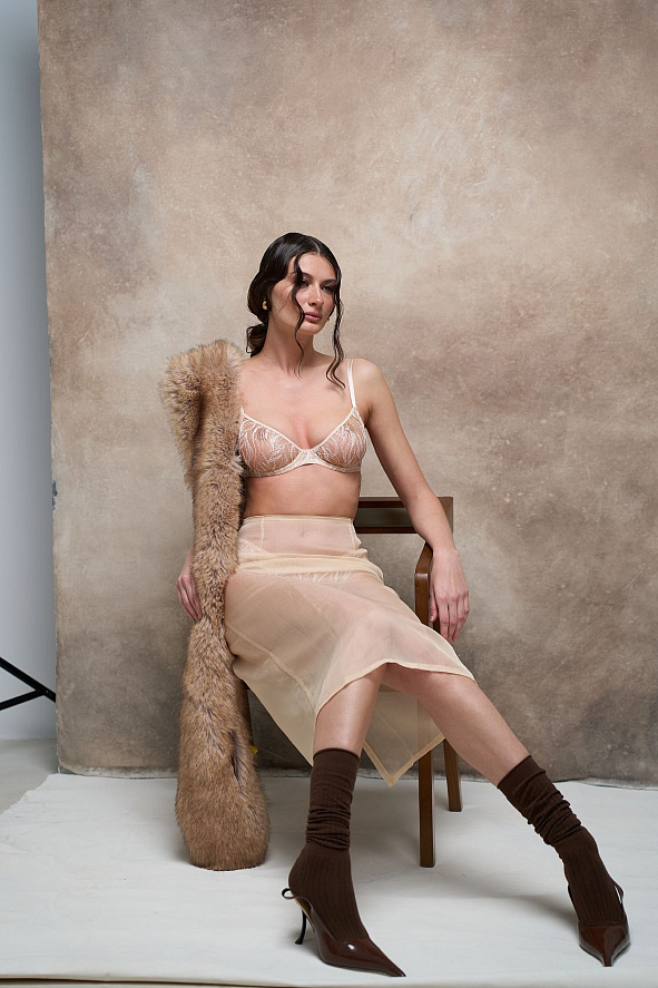 Бюстгальтер с мягкой чашкой