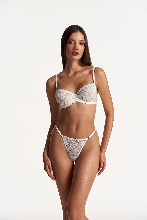 Бюстгальтер с мягкой чашкой