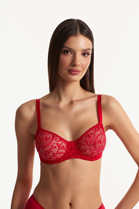 Бюстгальтер с мягкой чашкой