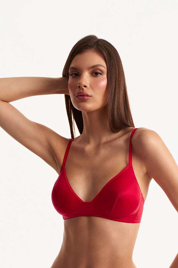 Бюстгальтер без каркасов